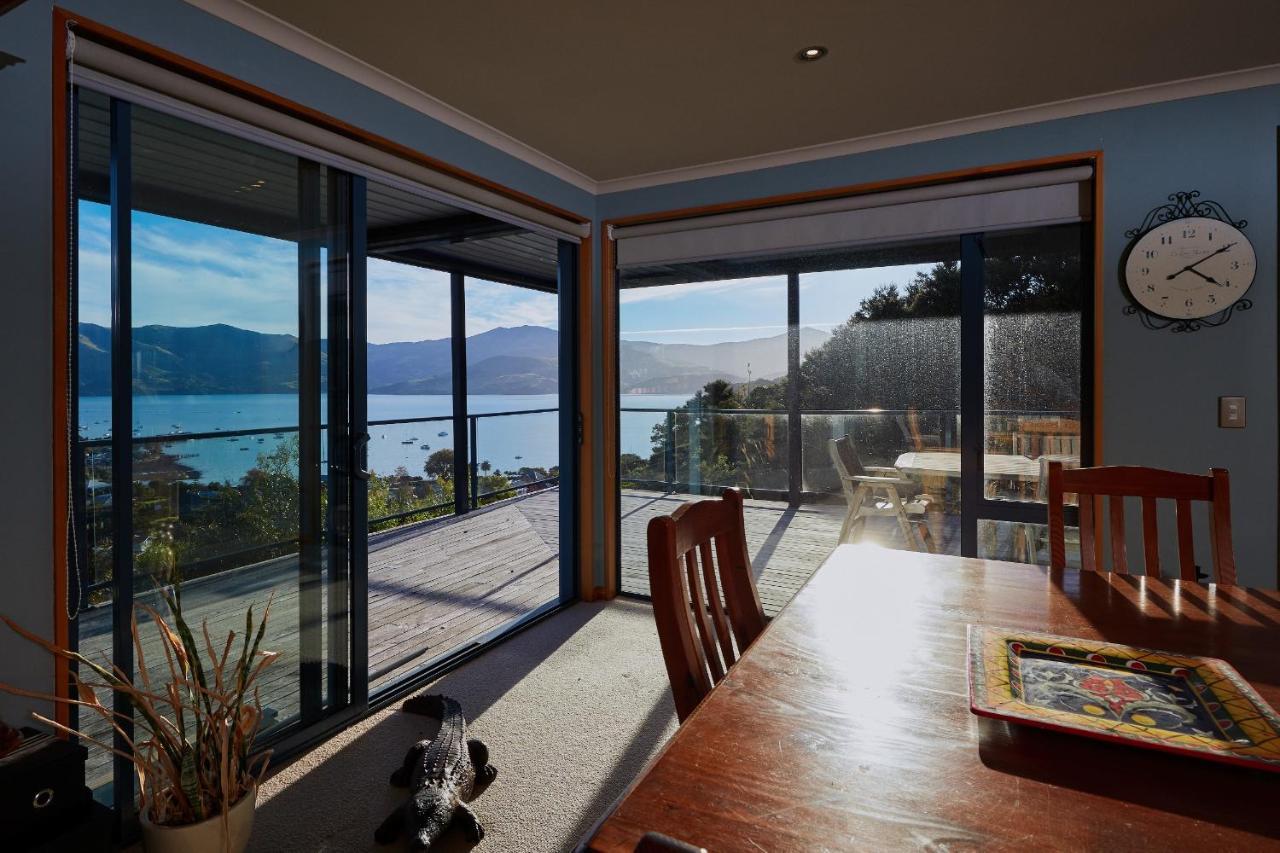 Akaroa Holiday Home Spacious And Quite With Stunning Harbour Views And Close To Town Exterior foto
